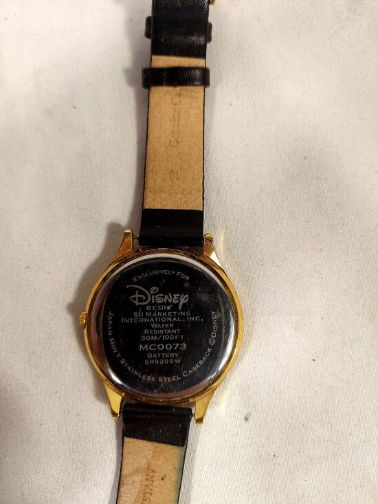 Disney SII Seiko Mickey Watch Date & Time Leather Band Vintage 1980\